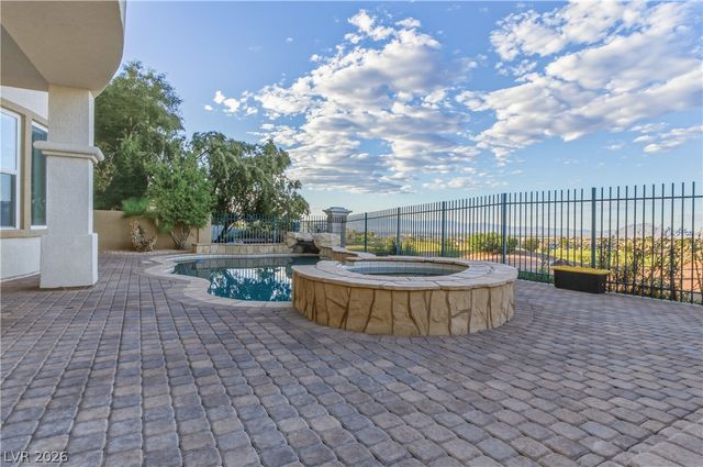 1212 Martini Drive, Henderson, NV 89052