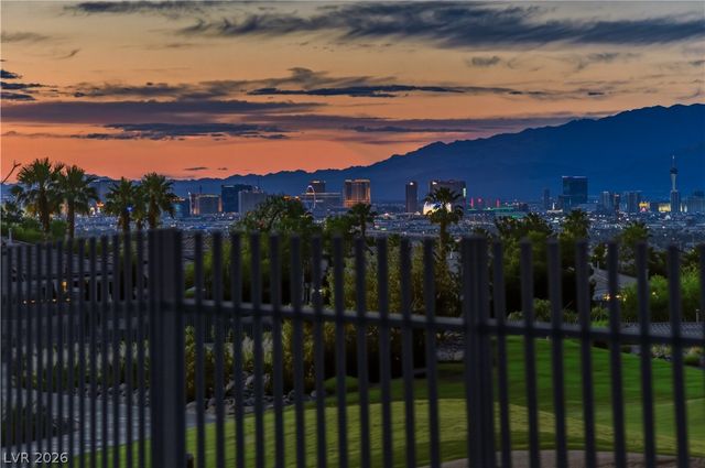 1212 Martini Drive, Henderson, NV 89052