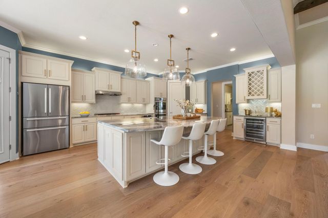 2120 High Lonesome DR, Leander, TX 78641