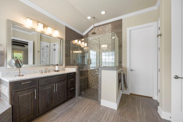 2120 High Lonesome DR, Leander, TX 78641
