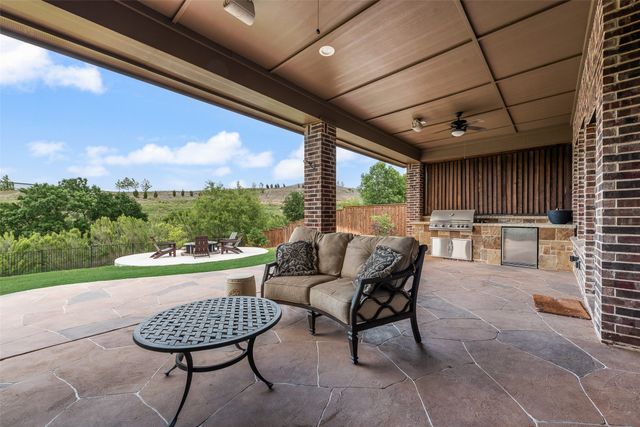 1024 Fairway Ranch Parkway, Roanoke, TX 76262