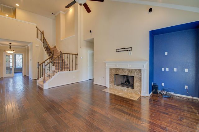87 N Pinto Point Circle, Spring, TX 77389