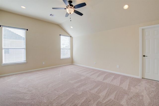 87 N Pinto Point Circle, Spring, TX 77389
