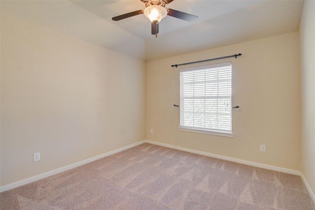 87 N Pinto Point Circle, Spring, TX 77389