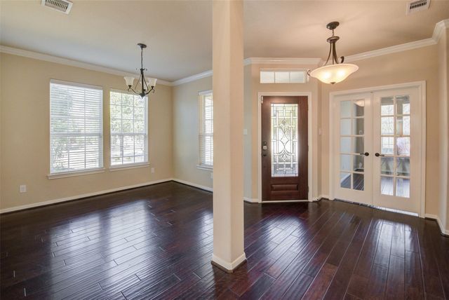 87 N Pinto Point Circle, Spring, TX 77389