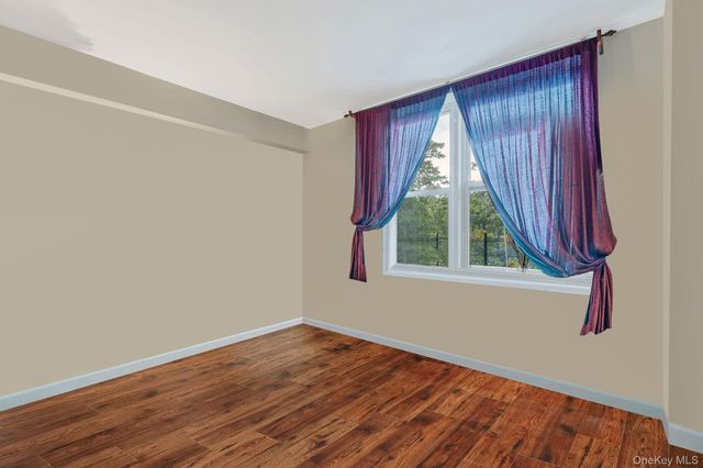 54-40 Little Neck Parkway 4F, Little Neck, NY 11362