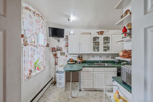 54-40 Little Neck Parkway 4F, Little Neck, NY 11362