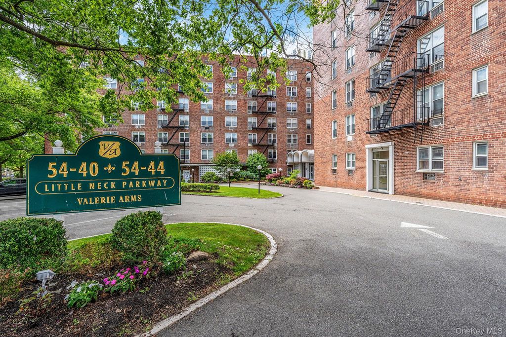 54-40 Little Neck Parkway 4F, Little Neck, NY 11362