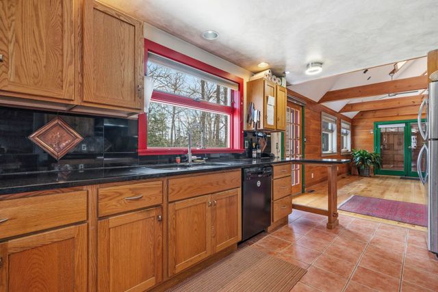77 Wild Acre Drive, Washington, NH 03280
