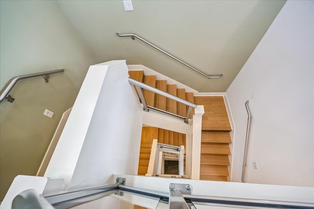1610 Calumet Street, Houston, TX 77004