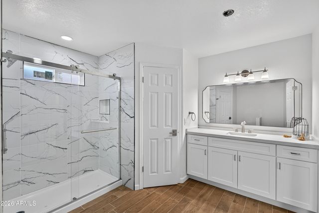 6321 W BERYL Avenue, Glendale, AZ 85302