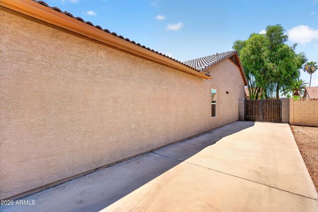 6321 W BERYL Avenue, Glendale, AZ 85302