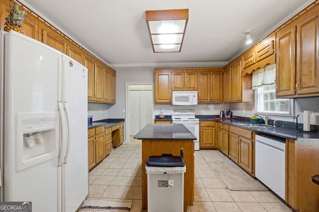 1107 Brookfield Drive SE, Conyers, GA 30013
