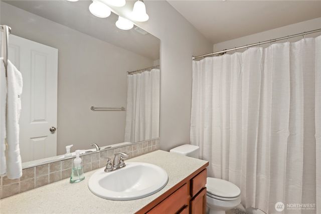 6366 Juanita Circle NE, Bremerton, WA 98311