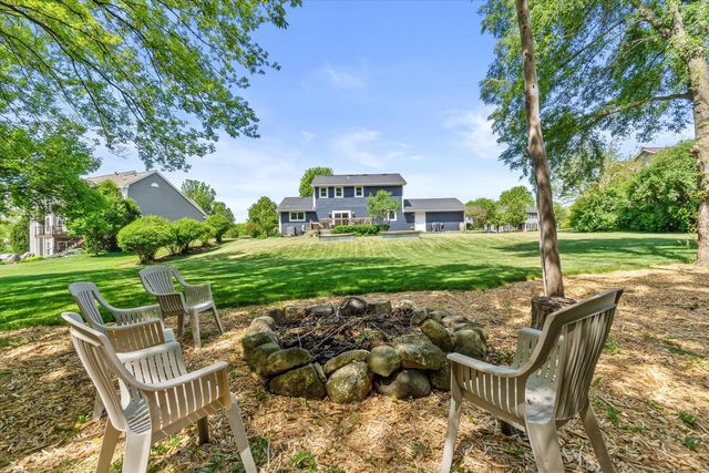 9574 S Fairway CIRCLE, Franklin, WI 53132