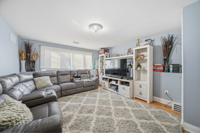 16207 Justine Street, Markham, IL 60428