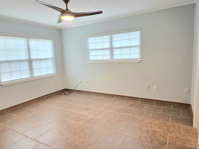 131 Ocean Drive, Gun Barrel City, TX 75156