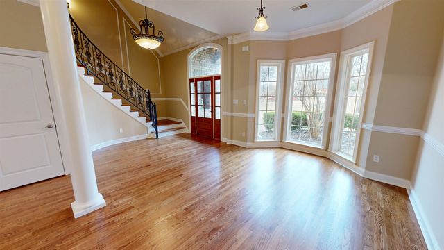 8465 BELMOR LAKES DR, Olive Branch, MS 38654