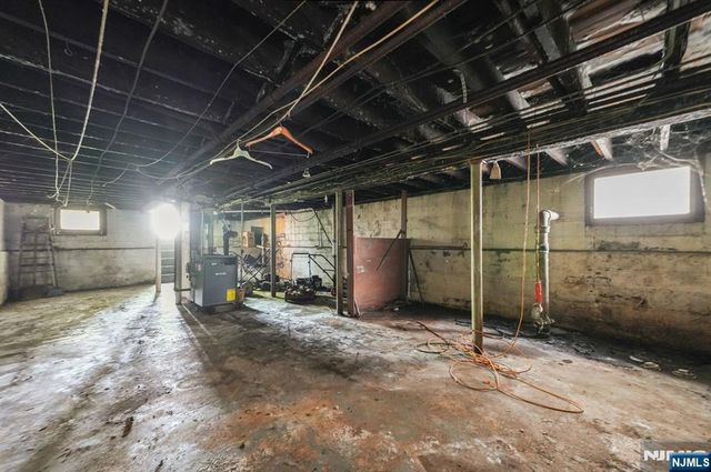 1024 Julia Street, Elizabeth, NJ 07201