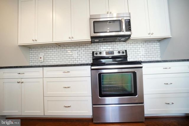 322 SUGARLAND RUN DR, Sterling, VA 20164