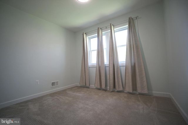 322 SUGARLAND RUN DR, Sterling, VA 20164