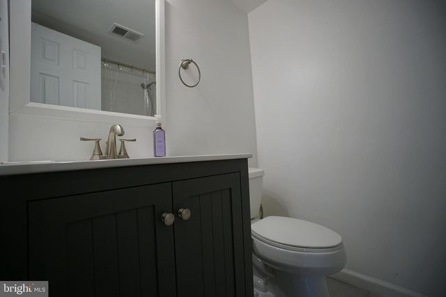 322 SUGARLAND RUN DR, Sterling, VA 20164