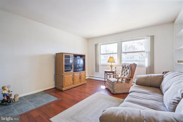 4514 KINGSLEY RD, Woodbridge, VA 22193