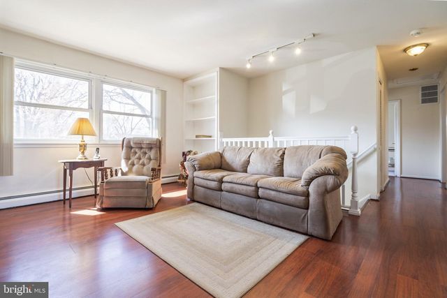 4514 KINGSLEY RD, Woodbridge, VA 22193