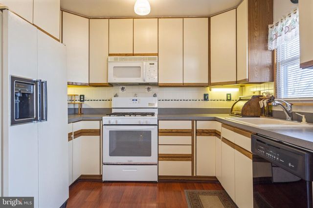 4514 KINGSLEY RD, Woodbridge, VA 22193