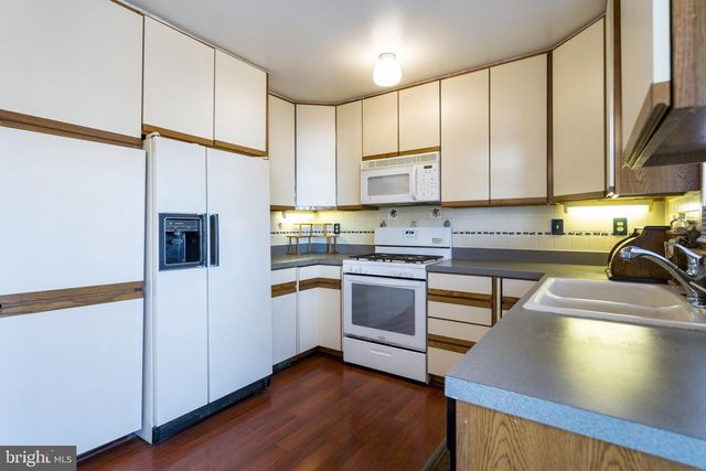 4514 KINGSLEY RD, Woodbridge, VA 22193