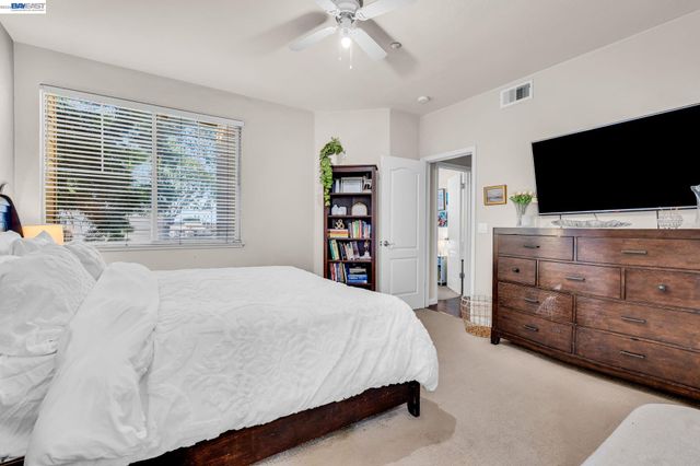 1473 Tucker St 12, Oakland, CA 94603