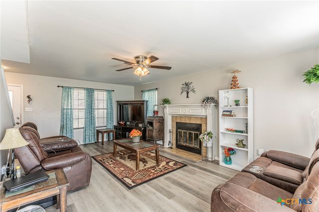 9001 Trailridge Drive, Temple, TX 76502