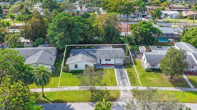 9912 SW 196th St, Cutler Bay, FL 33157