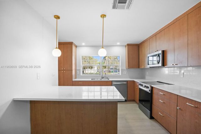 9912 SW 196th St, Cutler Bay, FL 33157