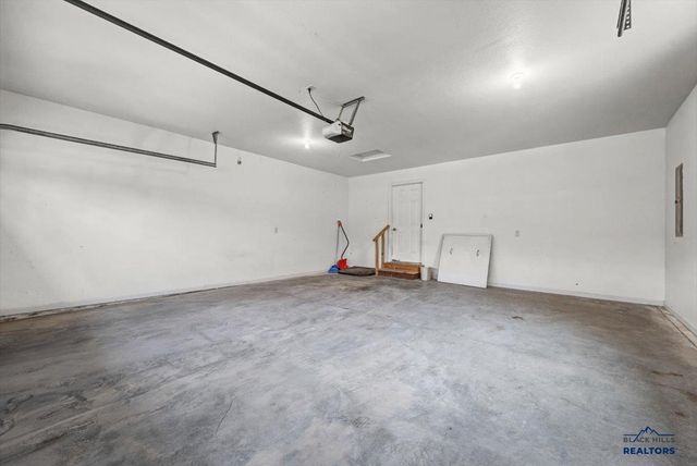 842 HARVARD ST, Spearfish, SD 57783