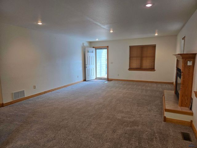 842 HARVARD ST, Spearfish, SD 57783