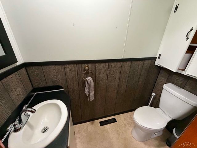 3 Orchard Court, Essexville, MI 48732