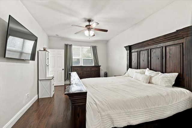 632 Montgomery Drive, Lake Dallas, TX 75065