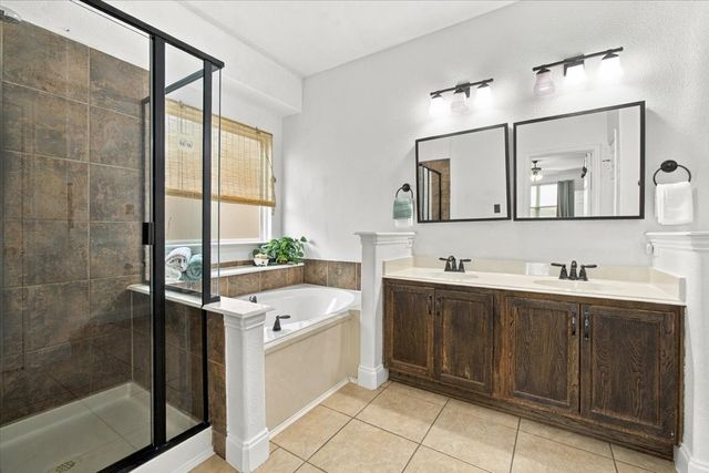 632 Montgomery Drive, Lake Dallas, TX 75065