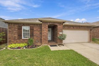 632 Montgomery Drive, Lake Dallas, TX 75065