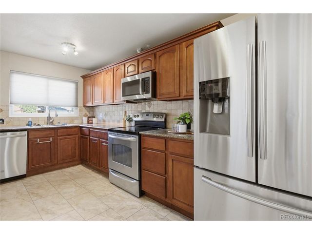 2870 Newport St, Denver, CO 80207