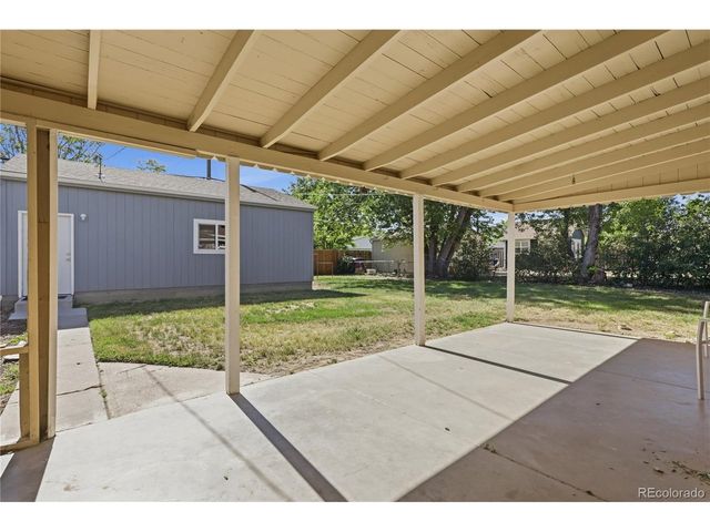 2870 Newport St, Denver, CO 80207