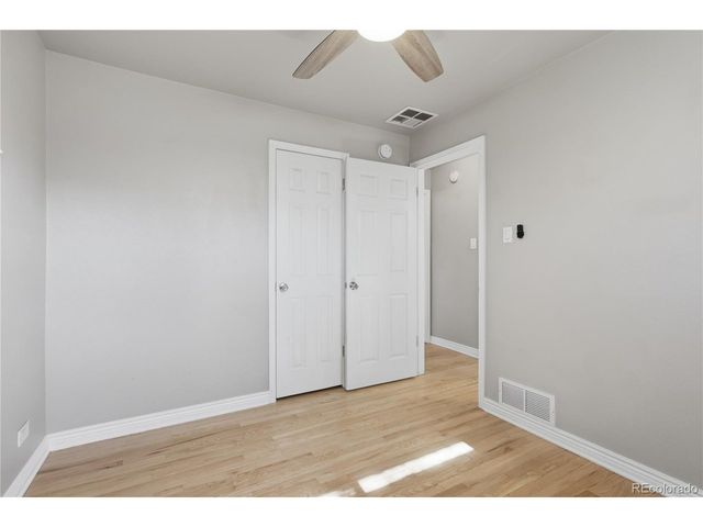 2870 Newport St, Denver, CO 80207