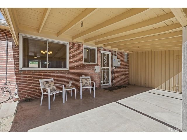 2870 Newport St, Denver, CO 80207