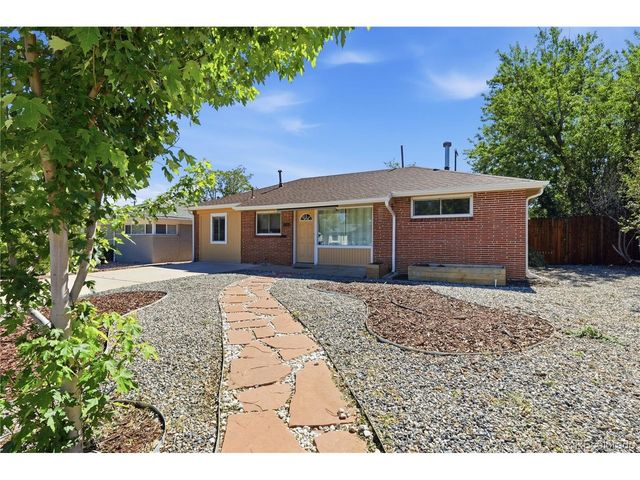 2870 Newport St, Denver, CO 80207