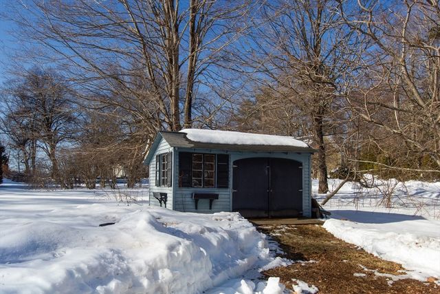 598 Bay Road, Hamilton, MA 01982