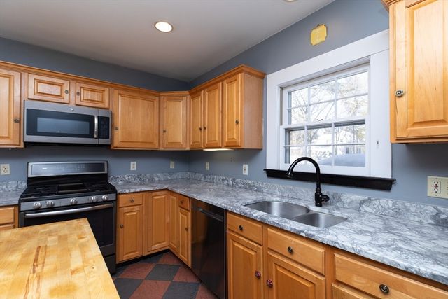 598 Bay Road, Hamilton, MA 01982