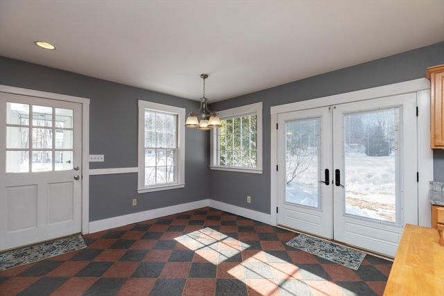 598 Bay Road, Hamilton, MA 01982