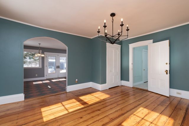 598 Bay Road, Hamilton, MA 01982