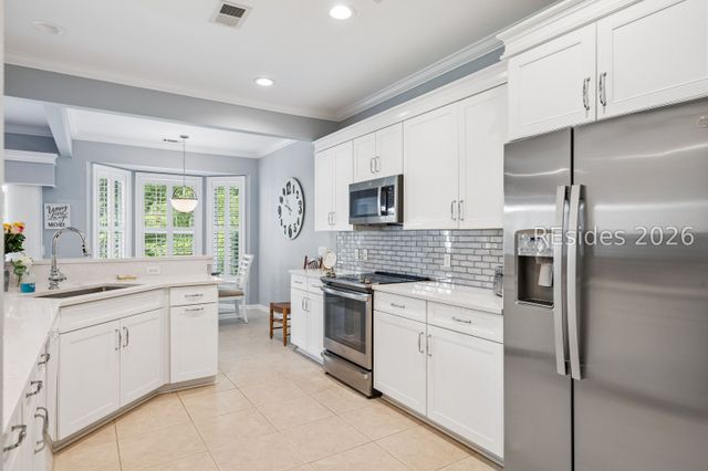 8 French Garden Ln, Bluffton, SC 29909
